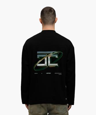 Jorcustom Poetry In Motion Longsleeve T-Shirt Heren Zwart - Maat S - Kleur: Zwart | Soccerfanshop Jorcustom Poetry In Motion Longsleeve T-Shirt Heren Zwart - Maat S - Kleur: Zwart | Soccerfanshop