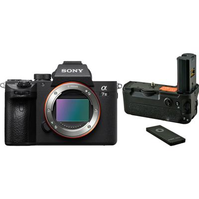 Sony A7 III + Jupio Battery Grip