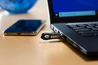 Sandisk iXpand Flash Drive 64GB geheugen voor Apple iPhone en iPad - thumbnail
