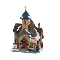 Lemax st. patrick's food pantry & soup kitchen verlichte kerk Caddington Village 2021 - thumbnail