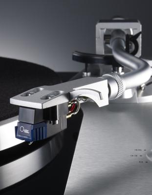 TEAC: TN-4D Platenspeler - zwart