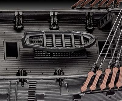 Revell 05499 Black Pearl Boot (bouwpakket) 1:150