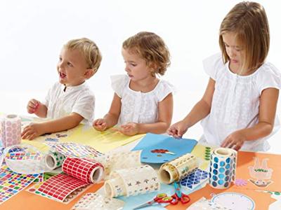 Apli Kids stickers XL cirkels, diameter 33 mm, doos met 4 rollen in 4 kleuren Apli Kids stickers XL cirkels, diameter 33 mm, doos met 4 rollen in 4 kleuren