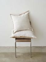 Marc O'Polo Fine Stripe Dark sand sierkussen - thumbnail