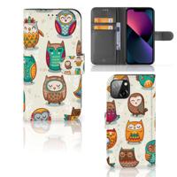 Apple iPhone 13 | Telefoonhoesje | Met pasjeshouder | Vrolijke Uilen - thumbnail