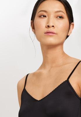 Hanro Dames Satin de Luxe spaghetti-top zwart 071063
