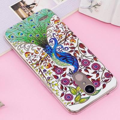 Voor LG K10 (2017) (Amerikaanse versie) achterste Noctilucent IMD Peacock patroon zachte TPU Case Protector schutblad