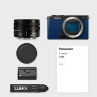 Panasonic Lumix DC-S9NE-A Full-frame Spiegelloze Vlogcamera met Open Poort, 24,2 MP, 6K / 4K video, 779-punts PDAF, Beeldstabilisatie, 5 GHz WiFi, Blauw, met S-R1840E 18-40mm S Lens - thumbnail