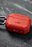 URBAN ARMOR GEAR Scout Case Hoesje voor Apple AirPods Pro 2022, compatibel met draadloos opladen, status, led zichtbaar, gestructureerde TPU, afneembare karabijnhaak, roest - thumbnail