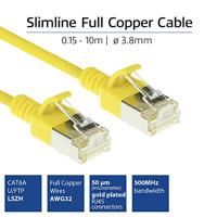 ACT Gele 10 meter LSZH U/FTP CAT6A datacenter slimline patchkabel snagless met RJ45 connectoren - thumbnail