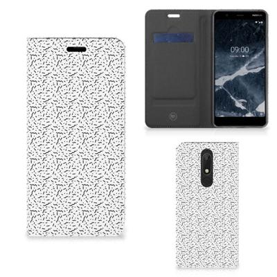 Nokia 5.1 (2018) | Hoesje met Magneet | Stripes Dots