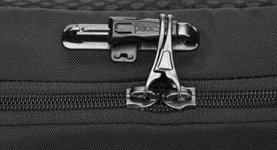 Pacsafe Hangtas Metrosafe X urban sling 5 l (b x h x d) 36.5 x 20 x 8 cm Zwart 30615100 Pacsafe Hangtas Metrosafe X urban sling 5 l (b x h x d) 36.5 x 20 x 8 cm Zwart 30615100