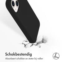 Accezz Liquid Silicone Backcover met MagSafe iPhone 13 Mini Telefoonhoesje Zwart - thumbnail