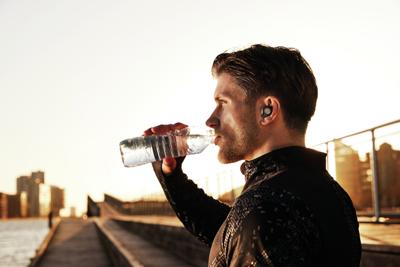 Jabra Elite Active 65t Oordopjes – Bluetooth Sport-Oordopjes met Passieve Ruisonderdrukking en Bewegingssensor voor Fitness-Tracking – Echt Draadloos Bellen en Muziek Luisteren – Zwart