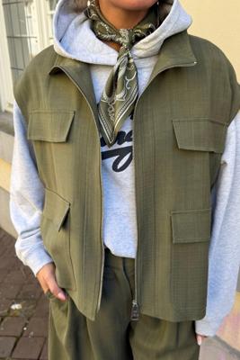 Margaux Lonnberg gilet Gilma kaki