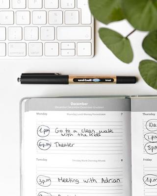 Rollerpen uni-ball eye eco 150e b rood | 12 stuks