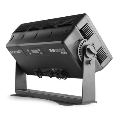 Beamz Pro BS1500 RGBW LED stroboscoop, blinder en floodlight