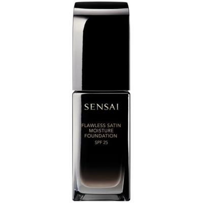 Sensai Flawless Satin Foundation SPF25 30ml FS204.5 Warm Beige Dames Sensai Flawless Satin Foundation SPF25 30ml FS204.5 Warm Beige Dames