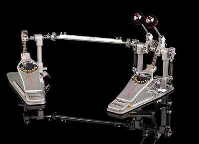 Pearl P3002C Eliminator Demon Chain dubbel bassdrumpedaal Pearl P3002C Eliminator Demon Chain dubbel bassdrumpedaal