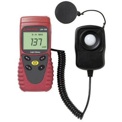 LM-100 Digitale luxmeter met data-hold, handmatige meetbereik keuze