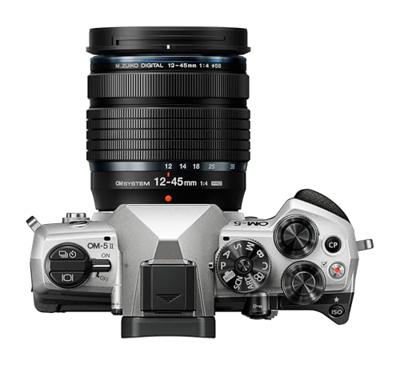 OM SYSTEM OM-5 Mark II zilver + 12-45mm F/4.0 Pro