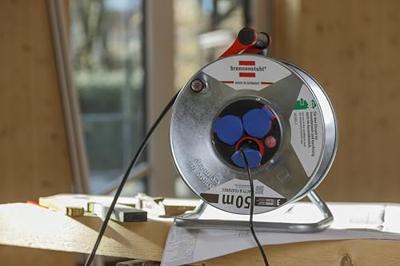 Brennenstuhl Kabelhaspel 50 mtr | IP44 | 3G1.5 | Rubber | Kort buitengebruik | 1198530 - 1198530 - thumbnail