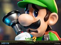 Luigi's Mansion 3: Luigi 9 inch PVC Standard Edition - thumbnail