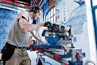 Bosch Professional BITURBO GCM18V-305 GDC Accu-kap- en verstekzaag 2000 W Incl. Bluetooth-module, Zonder accu, Zonder lader 305 mm - thumbnail