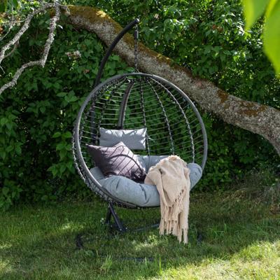 Venture Home Bacolod Hangstoel 124 x 205 x 134 - Zwart