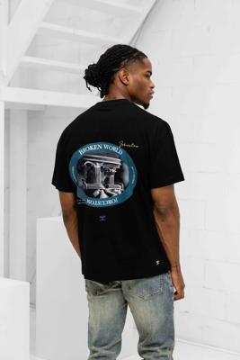 Jorcustom Broken World Loose Fit T-Shirt Heren Zwart - Maat L - Kleur: Zwart | Soccerfanshop Jorcustom Broken World Loose Fit T-Shirt Heren Zwart - Maat L - Kleur: Zwart | Soccerfanshop