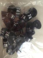 MB zwart/wit 74 voor op kledinghanger - thumbnail