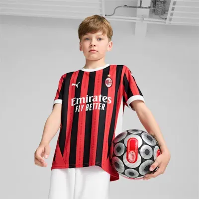 AC Milan Shirt Thuis Junior 2024/2025 - Maat 176 - Kleur: RoodZwart | Soccerfanshop AC Milan Shirt Thuis Junior 2024/2025 - Maat 176 - Kleur: RoodZwart | Soccerfanshop
