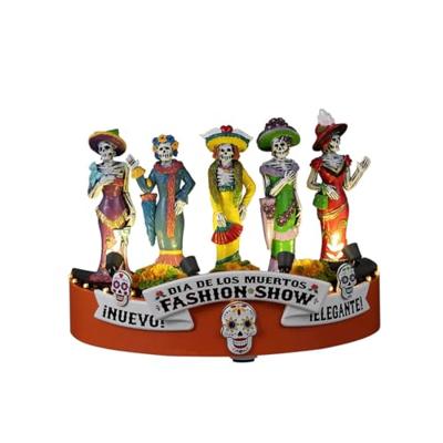 Lemax catarinas fashion show verlicht tafereel Spooky Town 2023