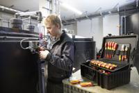 Wiha Gereedschapskoffer (gevuld) 81-delig Electricien, Handwerker, Leerling, Professioneel, VDE (l x b x h) 510 x 420 x 220 mm - thumbnail