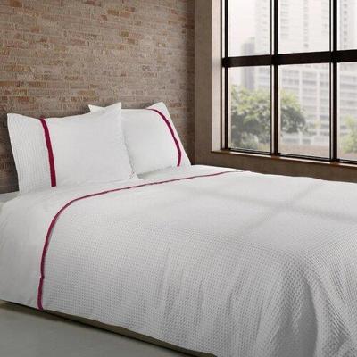 Dommelin Dommelin Dekbedovertrek Bari Percal 200TC Wit-Cherry 140x200/220 cm