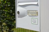 Avery Family weerbestendige etiketten, ft 4,5 x 6,5 cm, etui met 16 etiketten in geassorteerde kleuren - thumbnail