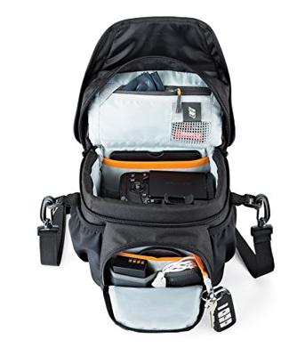 Lowepro Nova 140 AW II zwart