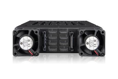 ICY DOCK 8X M.2 NVMe PCIe 4.0 SSD naar 8 x SFF-8612 OCuLink (naar SFF-9402 Rev 1.1) wissellijst (tri-mode compatibel) - ToughArmor MB873MP-B V2