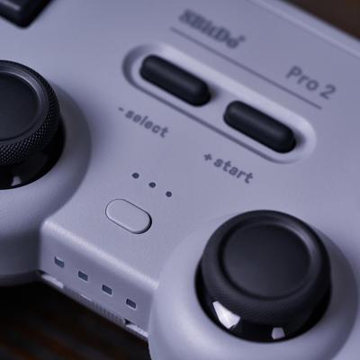 8Bitdo Pro 2 Bluetooth Gamepad (G Classic Edition)