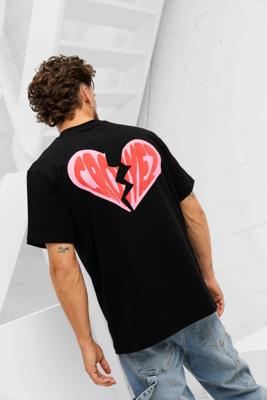 Croyez Broken Puffed Heart T-Shirt Heren Zwart/Rood - Maat XS - Kleur: Zwart | Soccerfanshop