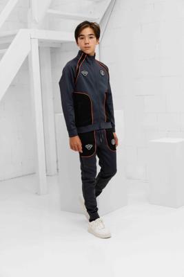 Black Bananas Tear Trainingspak Kids Donkergrijs - Maat 140 - Kleur: DonkergrijsOranje | Soccerfanshop