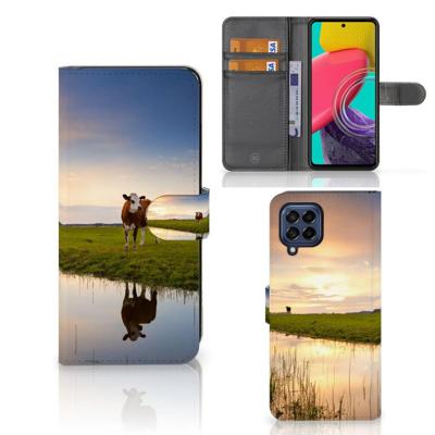 Samsung Galaxy M53 | Telefoonhoesje | Met pasjeshouder | Koe