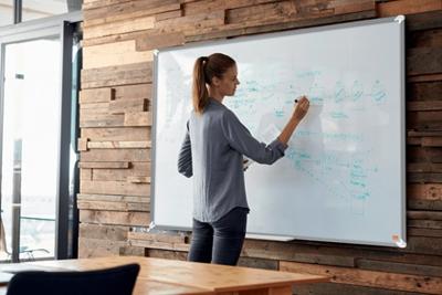 Nobo Premium Plus magnetisch whiteboard, gelakt staal, ft 180 x 90 cm