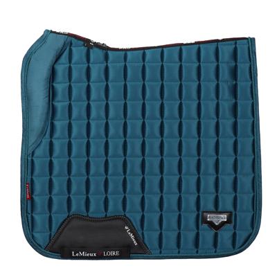 Zadeldek Lemieux Loire Memory, Veelzijdigheid paard in blauw