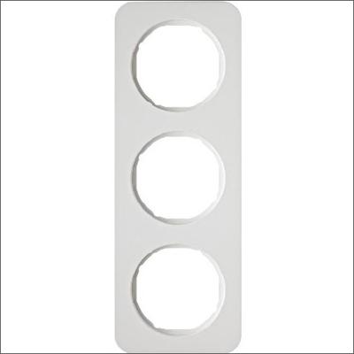 Berker R.1 Afdekraam 3-voudig polarwit 10132189