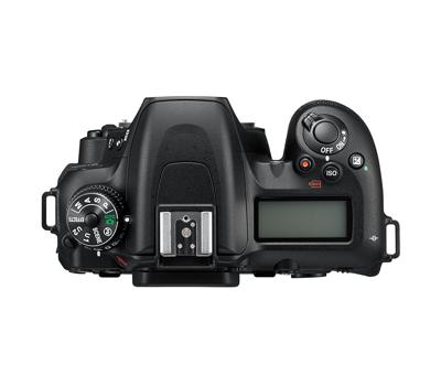 Nikon D7500 + AF-S 18-140mm VR