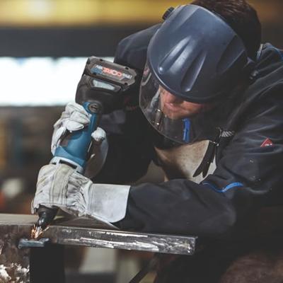 Bosch Blauw GGS 18V-23 PLC Professional rechte slijper met veiligheidsschakelaar zonder accu&apos;s en lader in L-Boxx - 0601229200