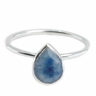 Edelsteen Ring Saffier (gekleurd) - 925 Zilver - Peervorm (Maat 17) Edelsteen Ring Saffier (gekleurd) - 925 Zilver - Peervorm (Maat 17)