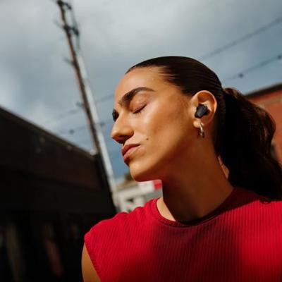 Bose Nieuw QuietComfort Ultra Bluetooth oordopjes (2e gen.), Draadloze noise cancelling oordopjes, Accuduur tot 6 uur, IPX4-classificatie, Immersive Audio, Diep basgeluid, Zwart