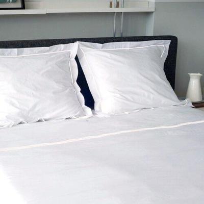 Dommelin Dommelin Dekbedovertrek Cortina Percal 200TC Wit-Wit 200x200/220